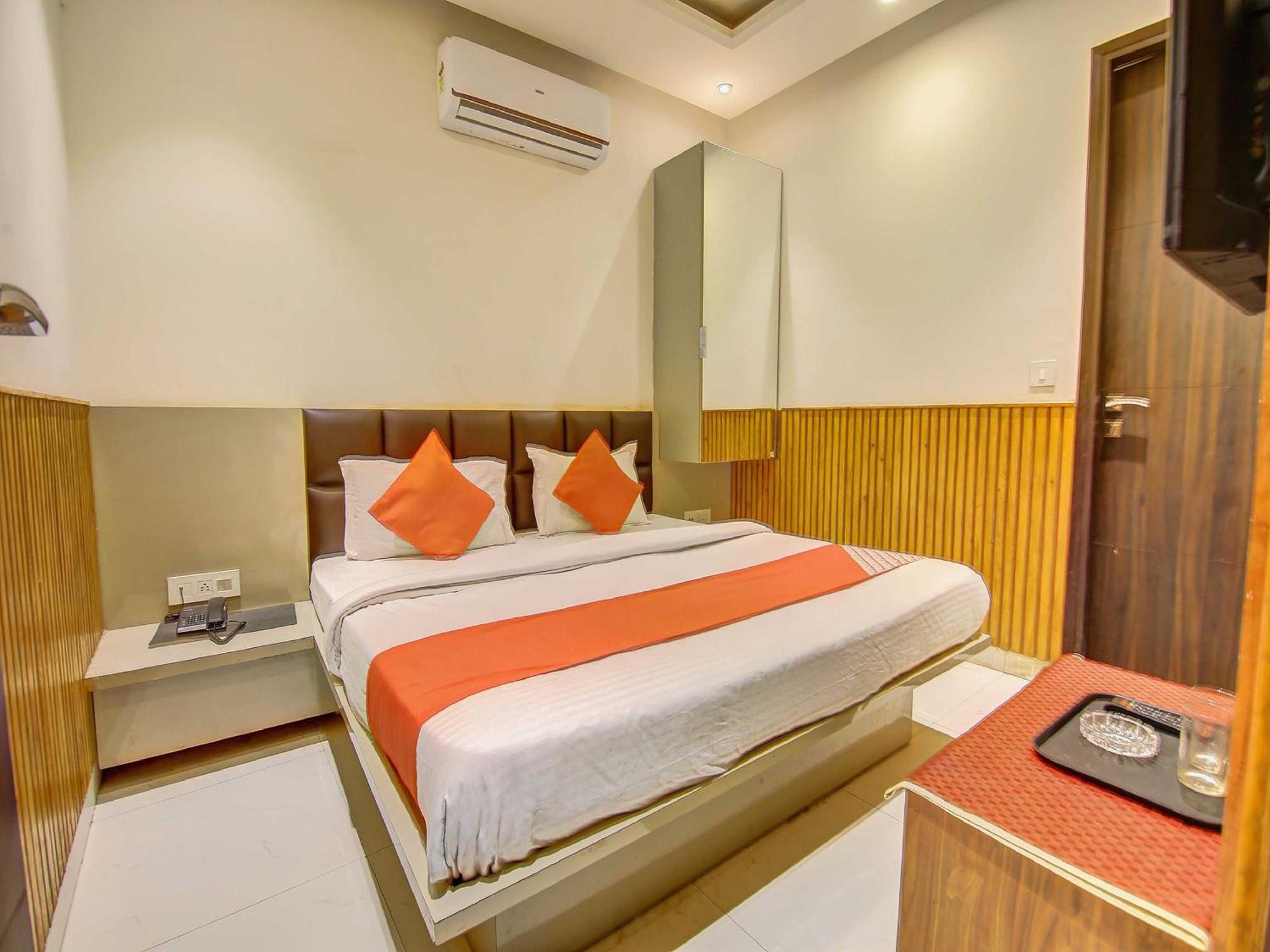 Hotel O Shri Sai Delhi  Exterior photo